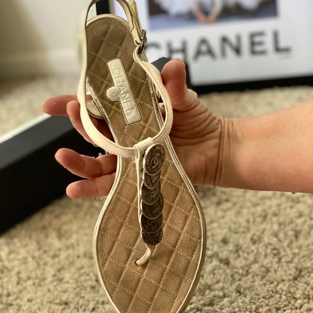 CHANEL sandals